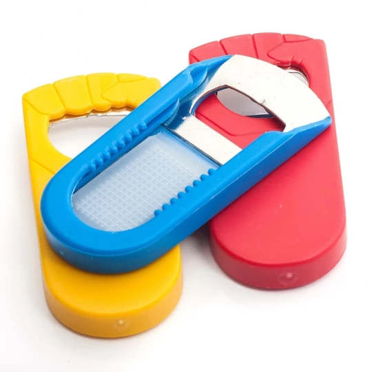 Otwieracz plastikowy Hand - Czarny